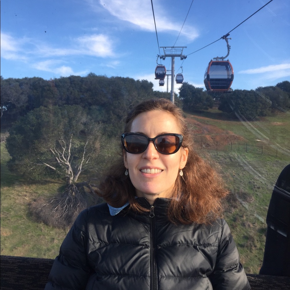 Meet your Posher, Emily